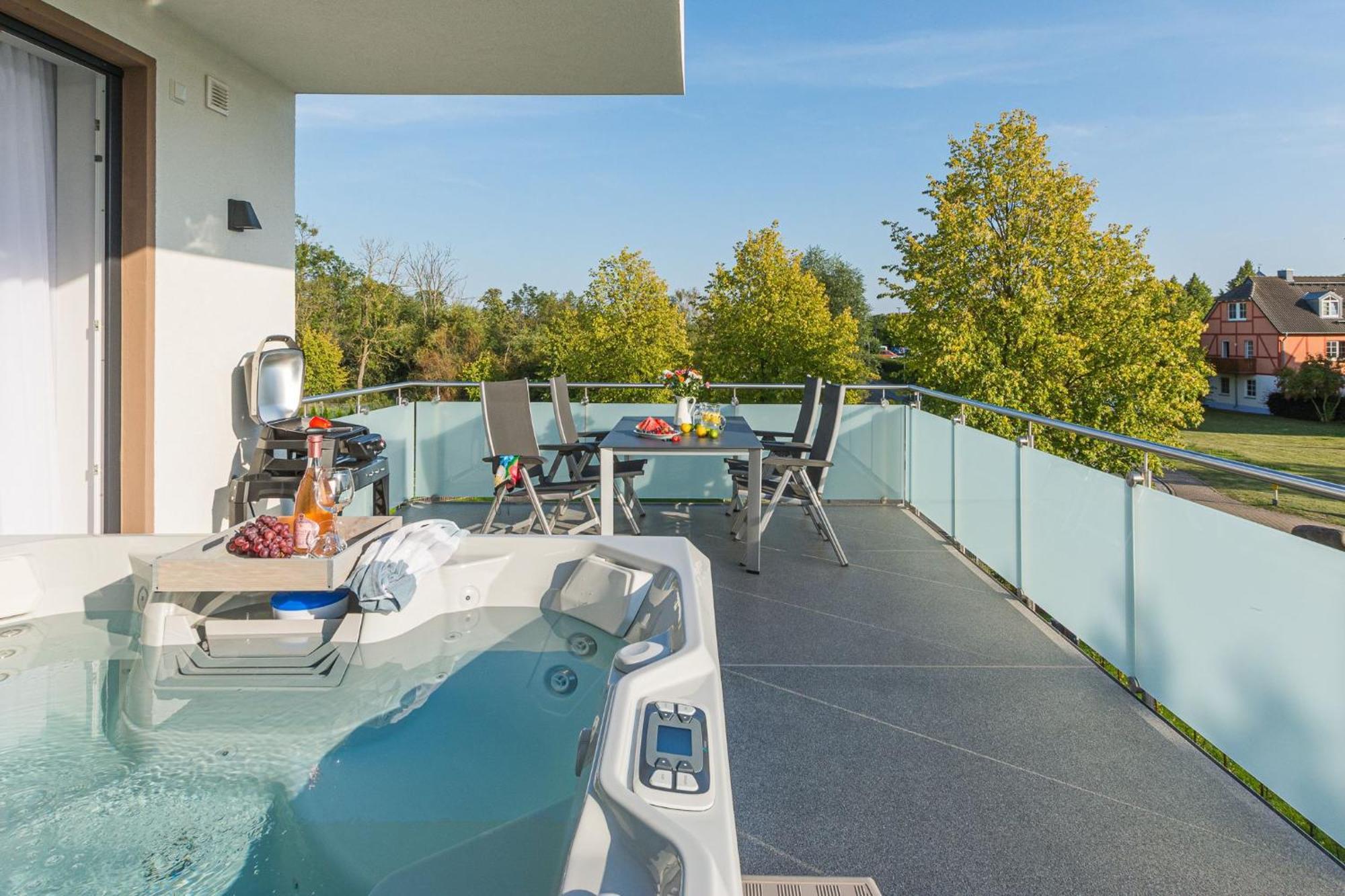 Luxus_Spa_Og_Fewo Quartier 4 _We 4_ เกอห์เรน-เลบบิน ภายนอก รูปภาพ