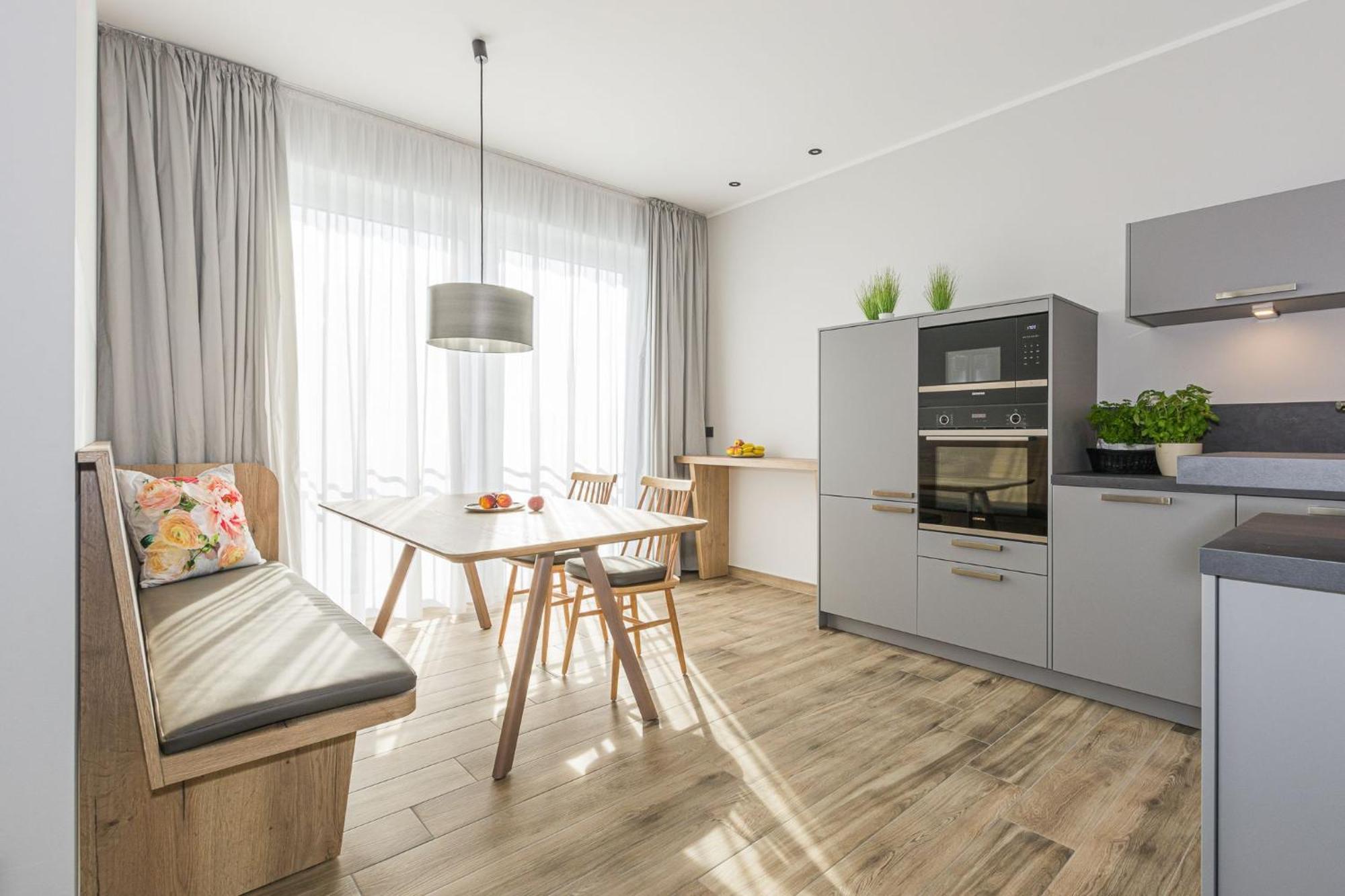 Luxus_Spa_Og_Fewo Quartier 4 _We 4_ เกอห์เรน-เลบบิน ภายนอก รูปภาพ